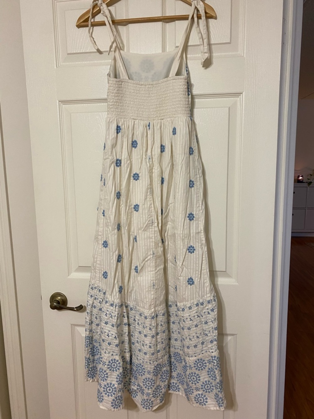 American Eagle Outfitters White Maxi Dress with Blue Floral Embroidery - Picture 5 of 7
